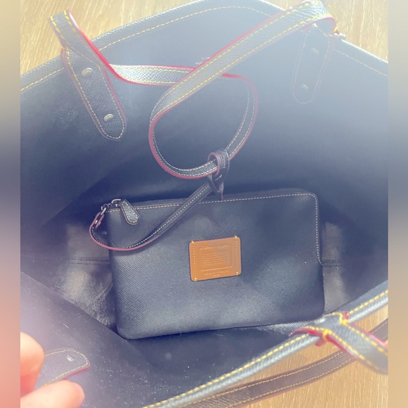 Disney Coach Bag - Picture 5 of 8